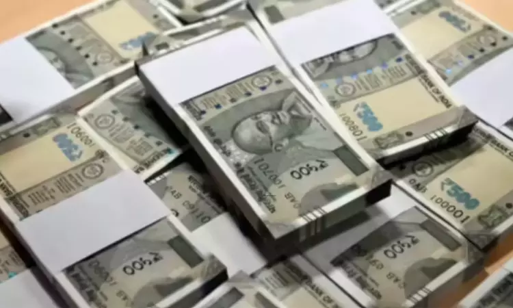 ஏ.டி.எம். எந்திரங்களில் ரூ.500 வினியோகிப்பதை நிறுத்த உத்தரவா? மத்திய அரசு விளக்கம் ஏ.டி.எம். எந்திரங்களில் ரூ.500 வினியோகிப்பதை நிறுத்த உத்தரவா? மத்திய அரசு விளக்கம்