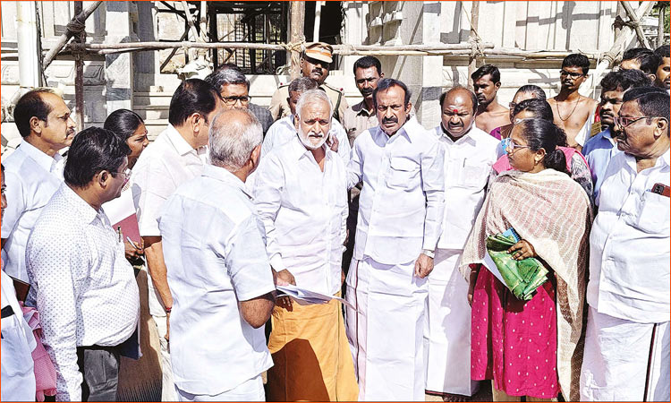 இந்த ஆண்டு இறுதிக்குள் மேலும் 175 கோவில்களில் கும்பாபிஷேகம்: அமைச்சர் சேகர்பாபு தகவல்