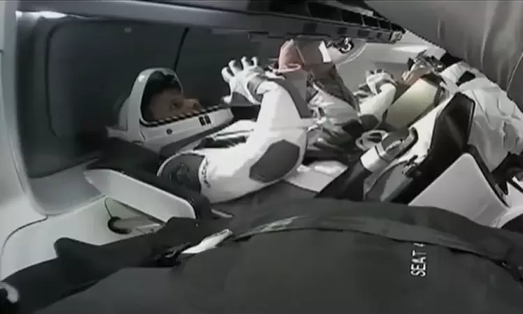 விண்வெளி வீரர்கள் பூமிக்கு திரும்பும் பயணம் தயாரான... ... இன்றைய முக்கிய செய்திகள் சில வரிகளில்.. 14-07-2025 விண்வெளி வீரர்கள் பூமிக்கு திரும்பும் பயணம் தயாரான... ... இன்றைய முக்கிய செய்திகள் சில வரிகளில்.. 14-07-2025