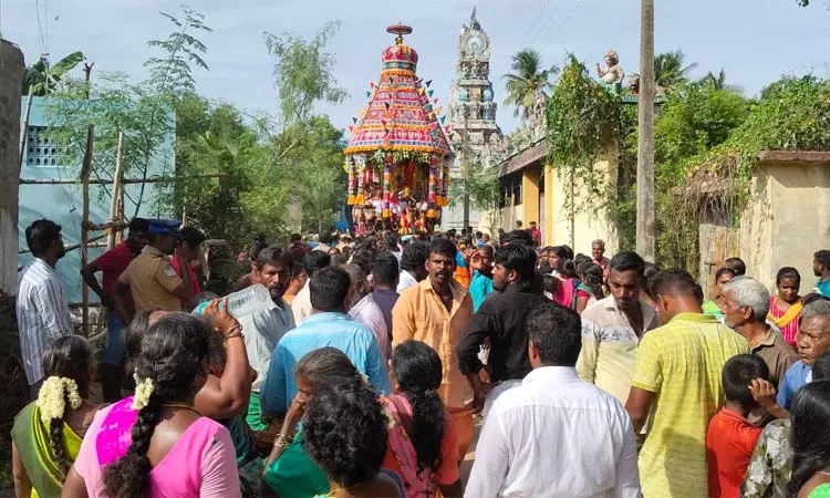 பூவரசன்குப்பம் லட்சுமி நரசிம்மர் கோவில் தேரோட்டம் பூவரசன்குப்பம் லட்சுமி நரசிம்மர் கோவில் தேரோட்டம்