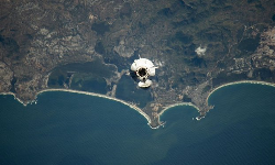 பூமியை நெருங்கியது டிராகன் விண்கலம்