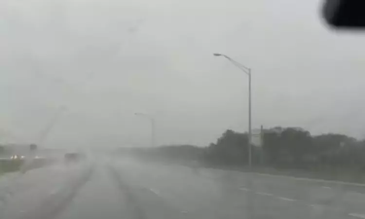 11 மாவட்டங்களில் நாளை கனமழைக்கான மஞ்சள் எச்சரிக்கையை விடுத்துள்ளது வானிலை மையம்