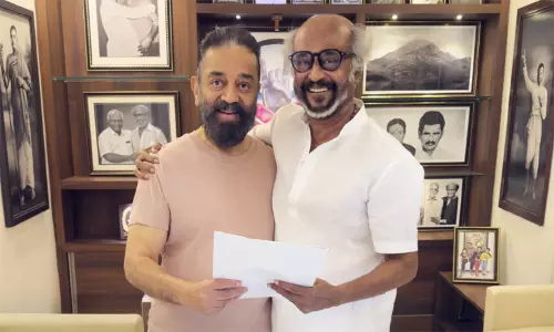 ரஜினிகாந்திடம் வாழ்த்து பெற்ற கமல்ஹாசன் ரஜினிகாந்திடம் வாழ்த்து பெற்ற கமல்ஹாசன்