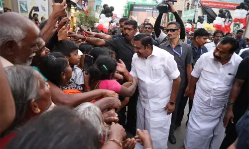 அதிமுக கூட்டணிக்கு வரும் கட்சிகளை ரத்தினக் கம்பளம் விரித்து வரவேற்போம்: எடப்பாடி பழனிசாமி