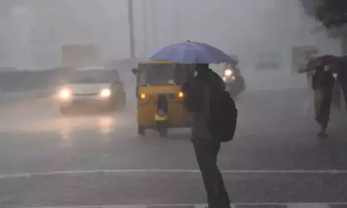 15 மாவட்டங்களில் அதிகாலை 4 மணி வரை மழைக்கு வாய்ப்பு