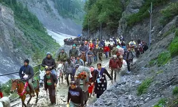 தொடர் கனமழை: அமர்நாத் யாத்திரை தற்காலிக நிறுத்தம்