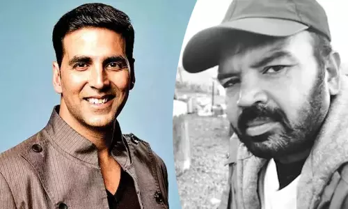 Actor Akshay Kumar helped stunt masters Actor Akshay Kumar helped stunt masters