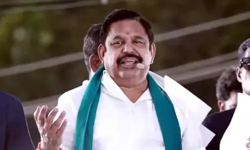 திமுக செய்யும் தவறுக்கு கம்யூனிஸ்ட் கட்சிகள் உடந்தை: எடப்பாடி பழனிசாமி திமுக செய்யும் தவறுக்கு கம்யூனிஸ்ட் கட்சிகள் உடந்தை: எடப்பாடி பழனிசாமி