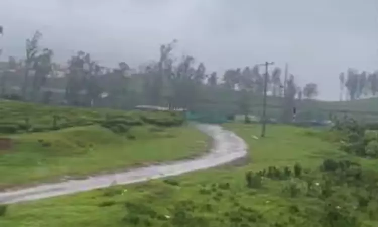 உதகை: 3 சூழல் சுற்றுலா மையங்கள் இன்று ஒருநாள் மூடப்படுவதாக அறிவிப்பு உதகை: 3 சூழல் சுற்றுலா மையங்கள் இன்று ஒருநாள் மூடப்படுவதாக அறிவிப்பு