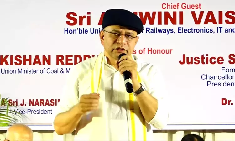 இந்தியாவின் முதல் செமிகண்டக்டர் சிப் இந்த ஆண்டு வெளியிடப்படும் - மத்திய மந்திரி தகவல்