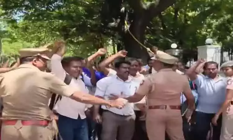 சென்னை டிபிஐ வளாகத்தில் பகுதிநேர ஆசிரியர்கள் 12-வது நாளாக தொடர் போராட்டம்