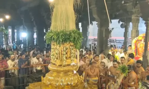 திருவண்ணாமலையில் ஆடிப்பூர பிரம்மோற்சவ திருவிழா - கொடியேற்றத்துடன் தொடக்கம் திருவண்ணாமலையில் ஆடிப்பூர பிரம்மோற்சவ திருவிழா - கொடியேற்றத்துடன் தொடக்கம்