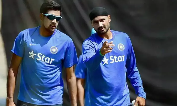 உங்களைப் பார்த்து பொறாமைப்படுகிறேன் என்று நீங்கள் நினைக்கிறீர்களா? அஸ்வினிடம் ஹர்பஜன் கேள்வி