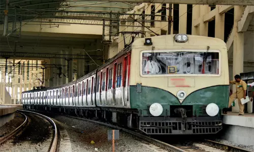 85 சதவீத பணிகள் நிறைவு: வேளச்சேரி-பரங்கிமலை பறக்கும் ரெயில் சேவை நவம்பர் மாதம் இயக்கம்