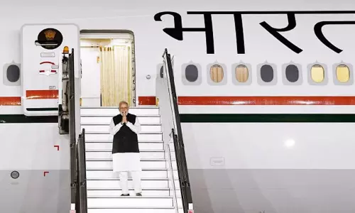 4 நாட்கள் பயணமாக இங்கிலாந்து, மாலத்தீவு செல்லும் பிரதமர் மோடி 4 நாட்கள் பயணமாக இங்கிலாந்து, மாலத்தீவு செல்லும் பிரதமர் மோடி