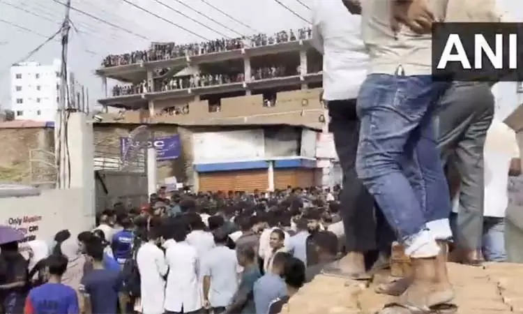 வங்காளதேசம்: கல்லூரி வளாகத்தில் விழுந்து நொறுங்கிய விமானப்படை விமானம் - 19 பேர் உயிரிழப்பு