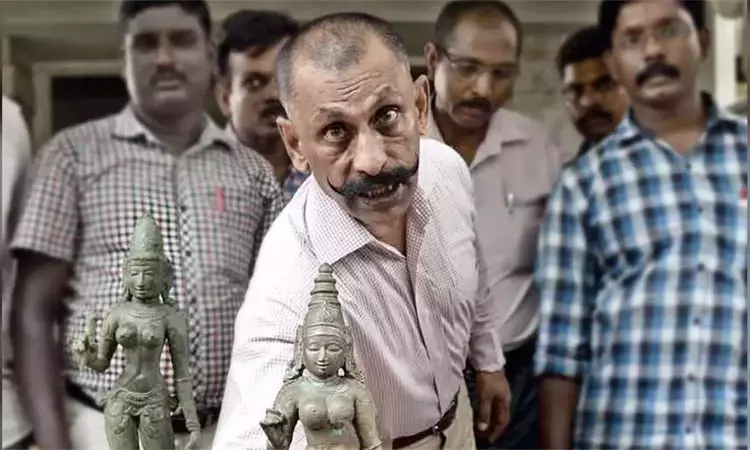 சிலை கடத்தல் வழக்கு - பொன்.மாணிக்கவேலுக்கு சுப்ரீம் கோர்ட்டு அறிவுறுத்தல் சிலை கடத்தல் வழக்கு - பொன்.மாணிக்கவேலுக்கு சுப்ரீம் கோர்ட்டு அறிவுறுத்தல்