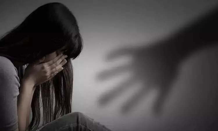 குளிர்பானத்தில் மயக்க மருந்து கலந்து கொடுத்து பெண் பாலியல் வன்கொடுமை