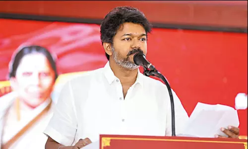 சேலத்தில் இன்று தவெக கொள்கை விளக்க முதல் பொதுக்கூட்டம் சேலத்தில் இன்று தவெக கொள்கை விளக்க முதல் பொதுக்கூட்டம்