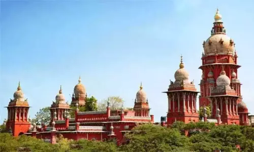 அ.தி.மு.க. உட்கட்சி விவகார மனுக்கள் மீது விரைவான விசாரணை - ஐகோர்ட்டில் தேர்தல் ஆணையம் உறுதி அ.தி.மு.க. உட்கட்சி விவகார மனுக்கள் மீது விரைவான விசாரணை - ஐகோர்ட்டில் தேர்தல் ஆணையம் உறுதி