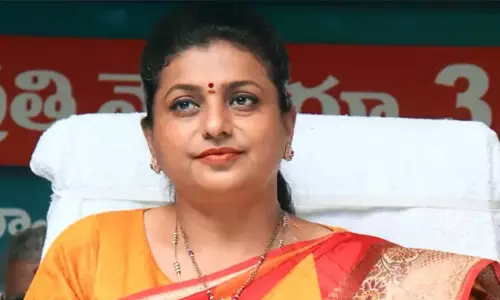 ரூ.1,000 கோடி சம்பாதித்ததை நிரூபித்தால் அரசியலில் இருந்து விலக தயார்- ரோஜா அதிரடி ரூ.1,000 கோடி சம்பாதித்ததை நிரூபித்தால் அரசியலில் இருந்து விலக தயார்- ரோஜா அதிரடி
