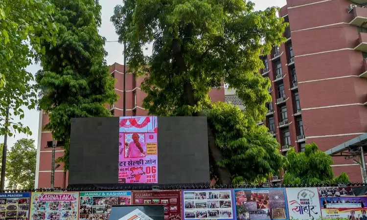 பீகாரில் 52 லட்சம் வாக்காளர்கள் நீக்கம்-தேர்தல் கமிஷன் அதிரடி நடவடிக்கை பீகாரில் 52 லட்சம் வாக்காளர்கள் நீக்கம்-தேர்தல் கமிஷன் அதிரடி நடவடிக்கை