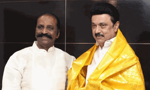 தமிழ்நாட்டை நெடுங்காலம் ஆண்டுவர வேண்டும் - முதல்-அமைச்சர் மு.க.ஸ்டாலினுக்கு வைரமுத்து வாழ்த்து தமிழ்நாட்டை நெடுங்காலம் ஆண்டுவர வேண்டும் - முதல்-அமைச்சர் மு.க.ஸ்டாலினுக்கு வைரமுத்து வாழ்த்து