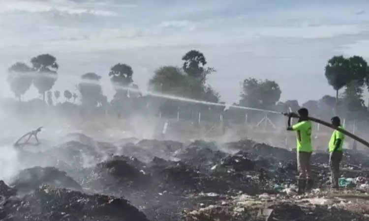 சிவகங்கை: குப்பை கிடங்கிற்கு தீ வைத்த மர்ம நபர்கள் - மக்கள் அவதி
