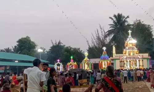 சௌரிபாளையம் மரிய மதலேனாள் ஆலய தேர் பவனி சௌரிபாளையம் மரிய மதலேனாள் ஆலய தேர் பவனி