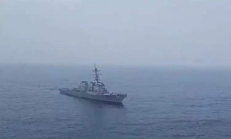 அமெரிக்க போர் கப்பல் அத்துமீறல்; எச்சரிக்கை விடுத்த ஈரான்