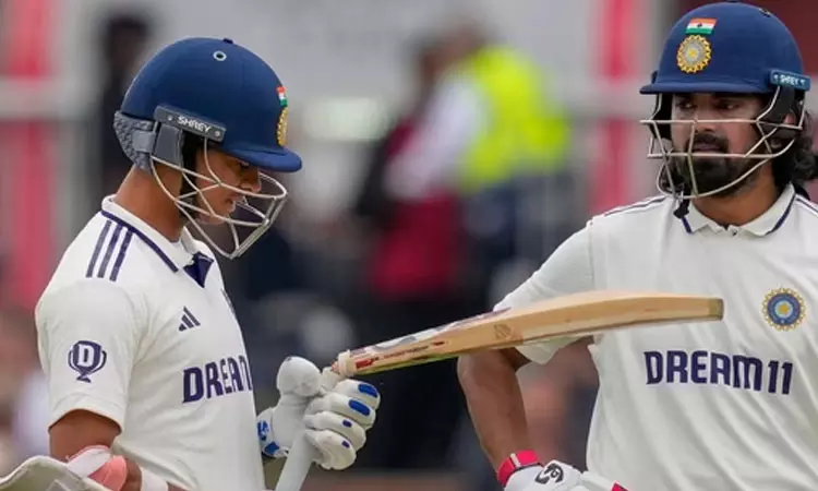 126 கி.மீ வேகத்தில் பந்து வீசிய கிறிஸ் வோக்ஸ்.. உடைந்த ஜெய்ஸ்வால் பேட்.. வீடியோ வைரல்