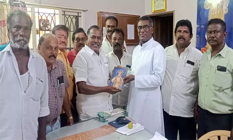 எடப்பாடி பழனிசாமி ஆகஸ்ட் 1ம்தேதி தூத்துக்குடி வருகை: பனிமய மாதா ஆலயத்தில் வழிபாடு செய்கிறார்