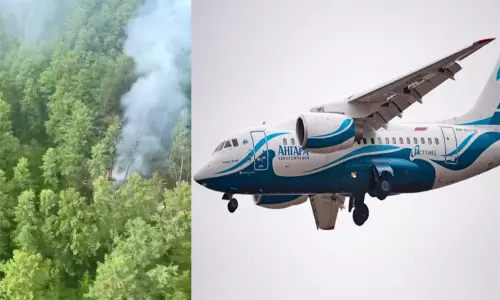 ரஷியாவில் விமானம் கீழே விழுந்து விபத்து: 50 பேர் பலி ரஷியாவில் விமானம் கீழே விழுந்து விபத்து: 50 பேர் பலி