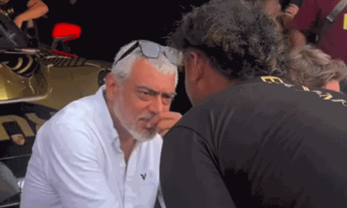 உங்களுக்காக சின்ன வயசுல சண்டை போட்டுள்ளேன்- ரசிகர் பேச்சால் வியந்த அஜித்