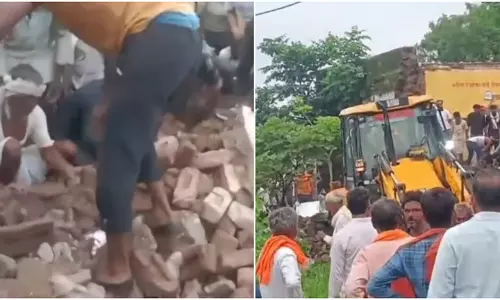 பள்ளி மேற்கூரை இடிந்து விபத்து; 7 மாணவர்கள் பலி பள்ளி மேற்கூரை இடிந்து விபத்து; 7 மாணவர்கள் பலி