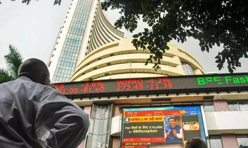 கடும் சரிவை சந்தித்த இந்திய பங்குச்சந்தை; இன்றைய நிலவரம் கடும் சரிவை சந்தித்த இந்திய பங்குச்சந்தை; இன்றைய நிலவரம்