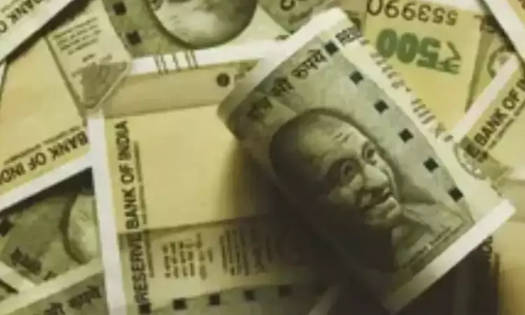 மகளிர் உதவித்தொகை திட்டத்தில் முறைகேடு: 14 ஆயிரம் ஆண்களிடம் பணத்தை திரும்ப பெற மராட்டிய அரசு முடிவு