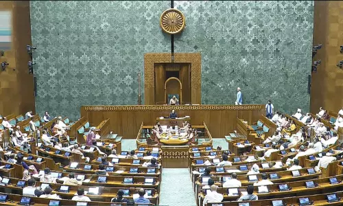 நாடாளுமன்றம் 5 நாட்கள் முடக்கம்: மக்களின் வரிப்பணம் எவ்வளவு வீணடிக்கப்பட்டது தெரியுமா?