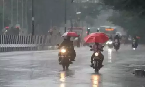 பிற்பகல் 1 மணி வரை எந்தெந்த மாவட்டங்களில் மழைக்கு வாய்ப்பு பிற்பகல் 1 மணி வரை எந்தெந்த மாவட்டங்களில் மழைக்கு வாய்ப்பு