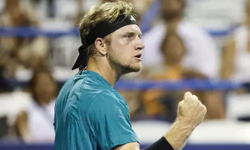 வாஷிங்டன் ஓபன் டென்னிஸ்: டேவிடோவிச் அரையிறுதிக்கு முன்னேற்றம்