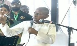 இளையராஜாவின் இசையில் கரைந்துருகும் பார்வையாளர்கள்