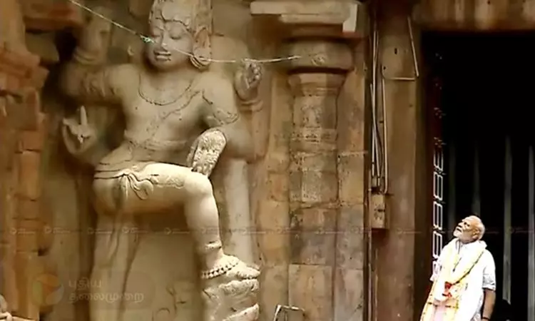 சோழர்களின் பெருமையை வியந்து பார்த்த பிரதமர் மோடி   ... கங்கைகொண்ட சோழீசுவரர் கோவிலில் பிரதமர் மோடி சாமி தரிசனம்...!