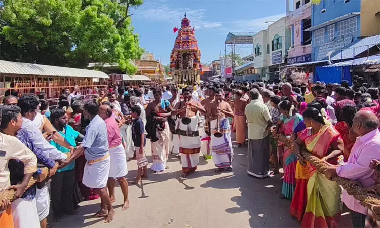 ராமேஸ்வரம் ராமநாத சுவாமி கோவிலில் அம்பாள் தேரோட்டம்- திரளான பக்தர்கள் பங்கேற்பு