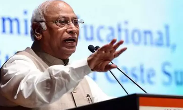 ஜெகதீப் தன்கர் விவகாரம்: பிரதமர் மோடிக்கு தான் தெரியும்,  எனக்கு தெரியாது:  மல்லிகார்ஜுன கார்கே