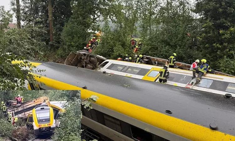 எக்ஸ்பிரஸ் ரெயில் தடம்புரண்டு விபத்து - 3 பேர் பலி