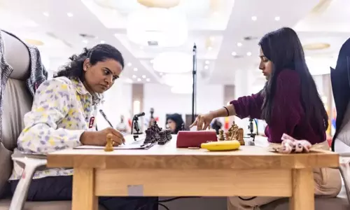 மகளிர் உலகக் கோப்பை செஸ் இறுதிப்போட்டி: ஹம்பி-திவ்யா மோதிய 2-வது ஆட்டமும் டிரா