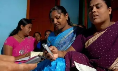 மகளிர் உரிமைத்தொகையை முறைகேடாக பெற்று மோசடியில் ஈடுபட்ட ஆண்கள் மகளிர் உரிமைத்தொகையை முறைகேடாக பெற்று மோசடியில் ஈடுபட்ட ஆண்கள்