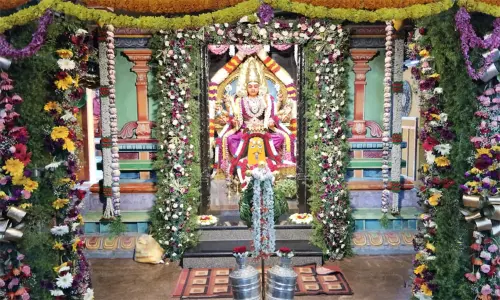 காவேரிப்பாக்கம்: சித்தஞ்சி சிவகாளி சித்தர் பீடத்தில் ஆடிப்பூர திருவிழா காவேரிப்பாக்கம்: சித்தஞ்சி சிவகாளி சித்தர் பீடத்தில் ஆடிப்பூர திருவிழா