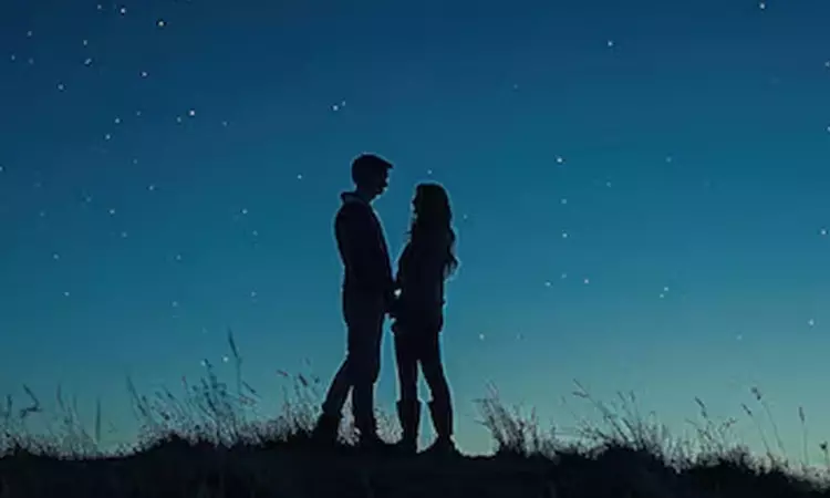 மாணவியிடம் ஐ லவ் யூ என கூறியதாக தொடரப்பட்ட வழக்கு - ஐகோர்ட் கருத்து