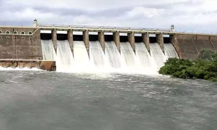 பவானிசாகர் அணையிலிருந்து 135 நாட்கள் பாசனத்திற்காக நீர் திறப்பு
